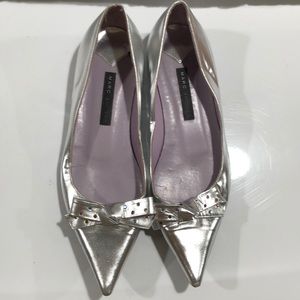 VTG Marc Jacobs silver leather flat shoes Sz 6